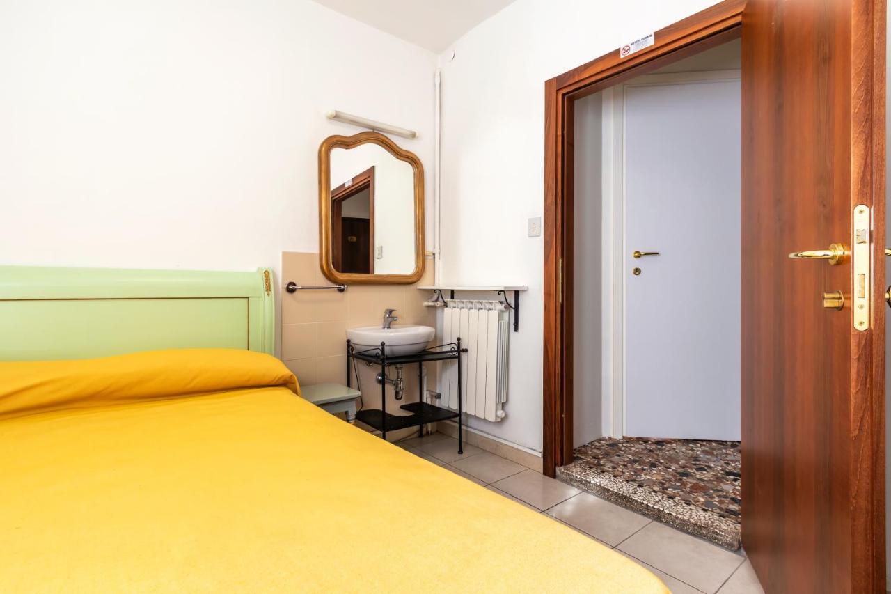 Hotel Casa Boccassini Veneţia Exterior foto